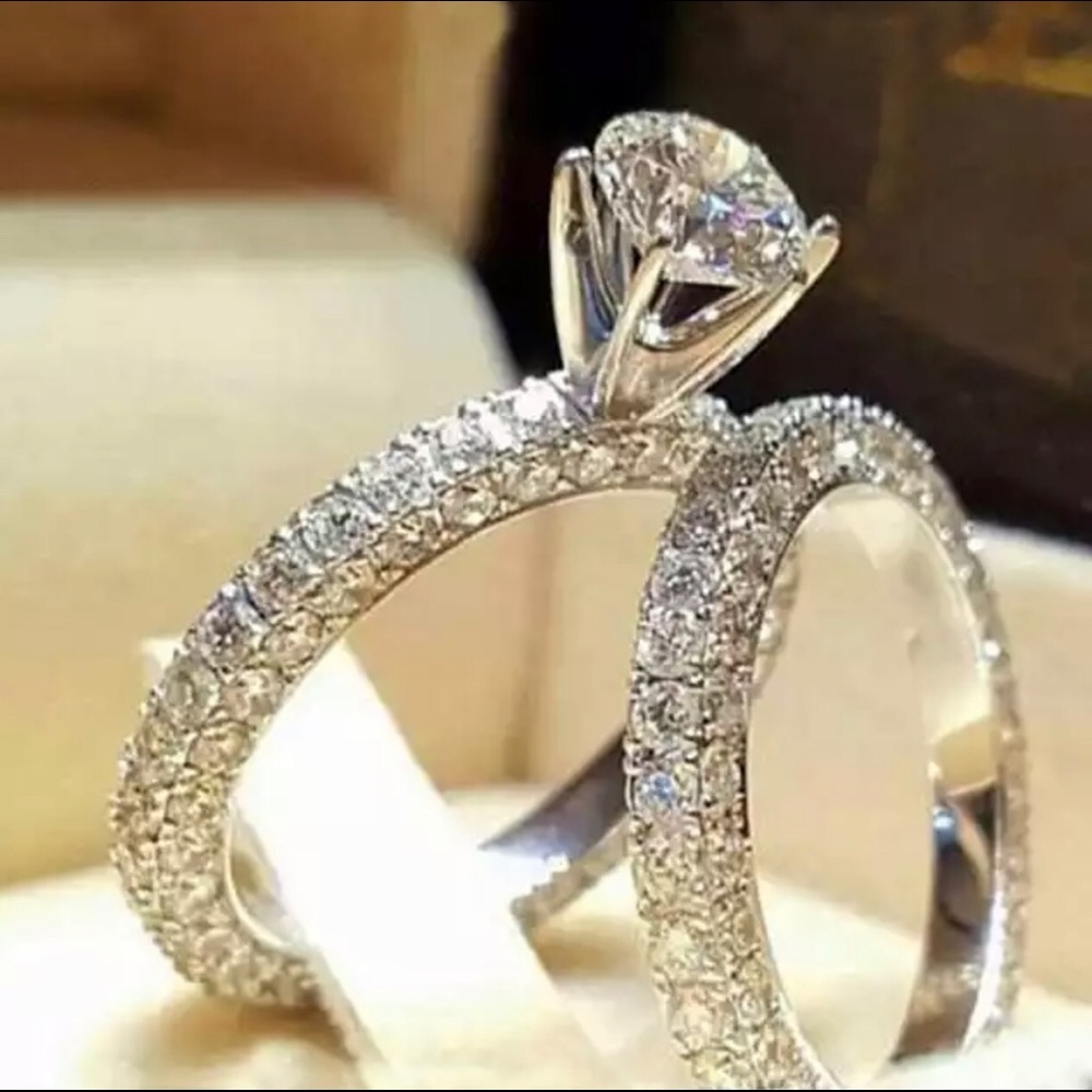 New 2Pcs Bridal Set Elegant Rings Silver Color